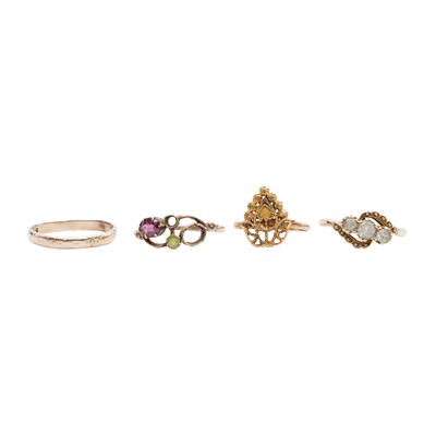 Lot 475 - Four rings