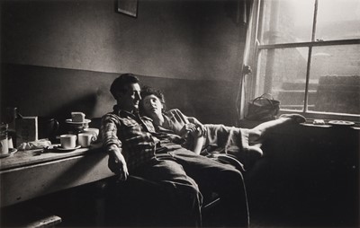 Lot 136 - Bert Hardy (1913-1995)