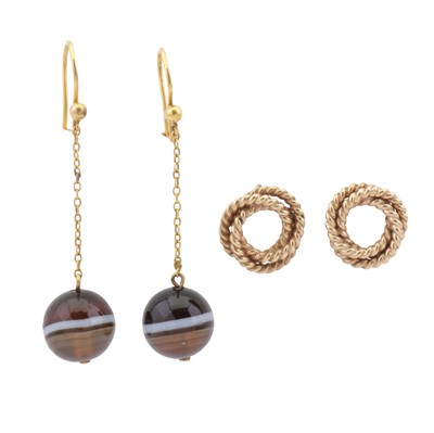 Lot 226 - Two pairs of earrings