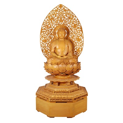 Lot 560 - A very large wooden sculpture of the Shakyamuni Buddha, Modern