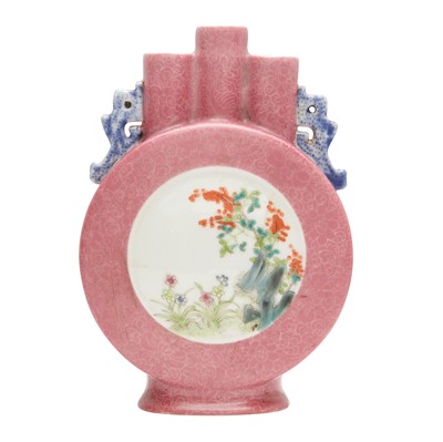 Lot 410 - A Chinese pink-ground sgraffiato flat-back vase, Republic period, Qianlong mark