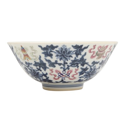 Lot 425 - A Chinese famille-rose blue and white 'bajixiang' bowl, Republic period, Xianfeng mark