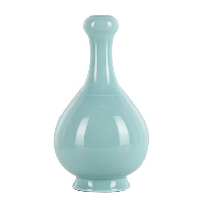 Lot 86 - A Chinese monochrome celadon-glazed garlic-mouth vase, suantouping, Qing dynasty, Qianlong mark