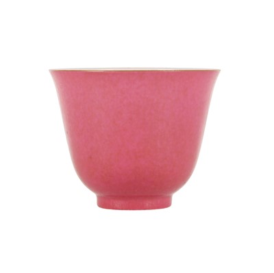 Lot 653 - A Chinese monochrome ruby-glazed cup, Republic period