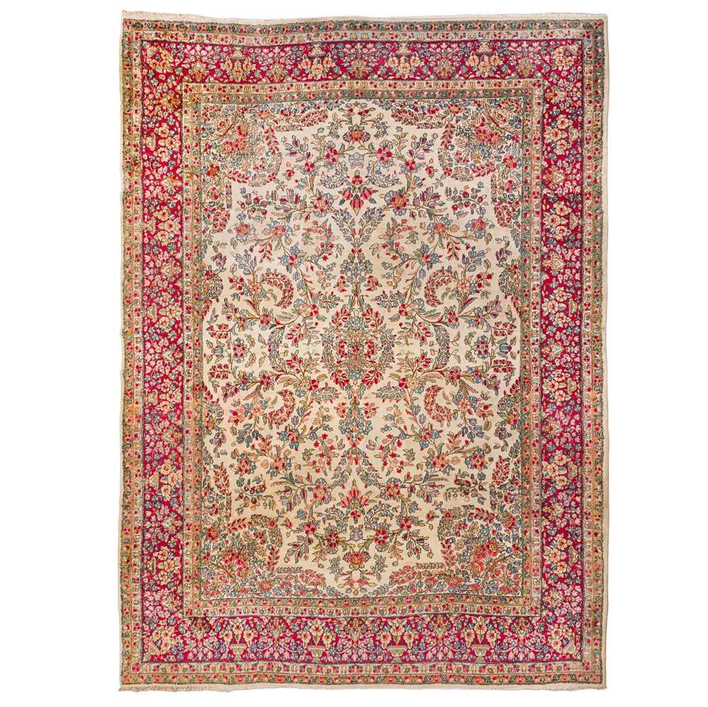 Lot 14 - A Kirman carpet, south Persia