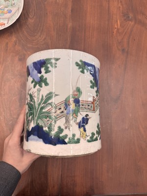 Lot 42 - A large Chinese wucai 'Washing the Elephant' brush pot, bitong, Transitional period