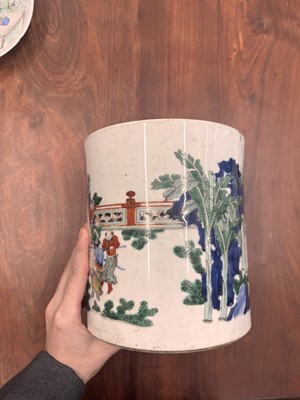 Lot 42 - A large Chinese wucai 'Washing the Elephant' brush pot, bitong, Transitional period