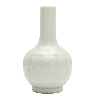 Lot 52 - A small Chinese monochrome white-glazed incised vase, Qing dynasty, Qianlong mark and period