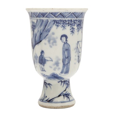 Lot 349 - A Chinese blue and white 'figural' goblet, Qing dynasty, 18th/19th century