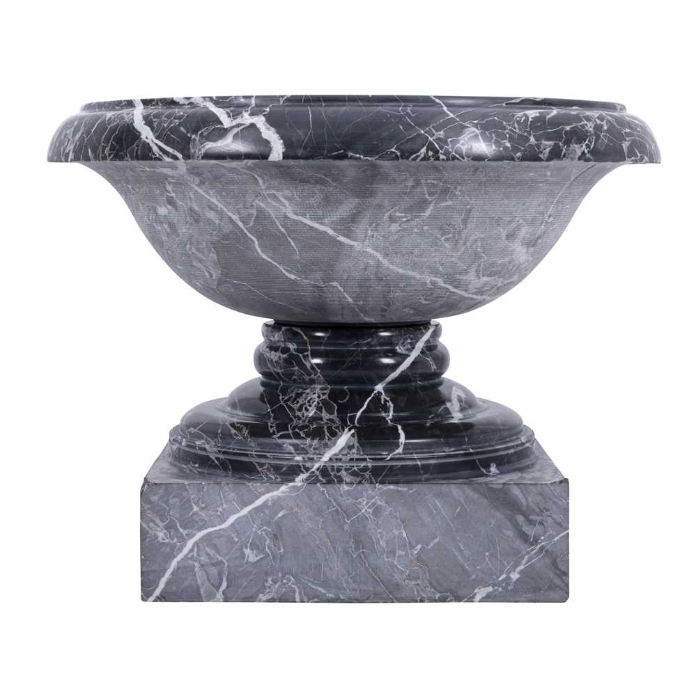 Lot 96 - A Venato Nero marble planter