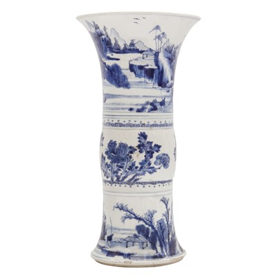 Lot 1 - A Chinese blue and white 'gu' vase, Qing dynasty, Kangxi period