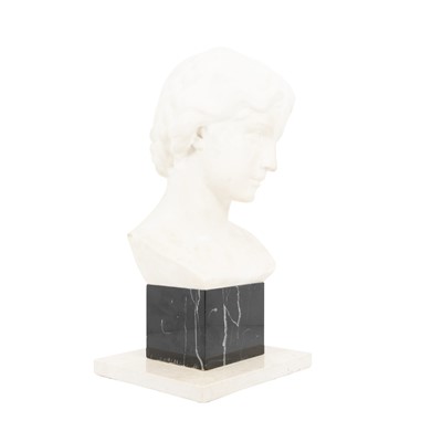 Lot 93 - After the Classical, a marble bust of lady