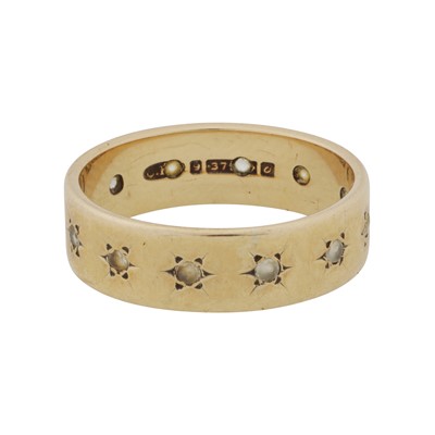Lot 184 - A paste full eternity ring