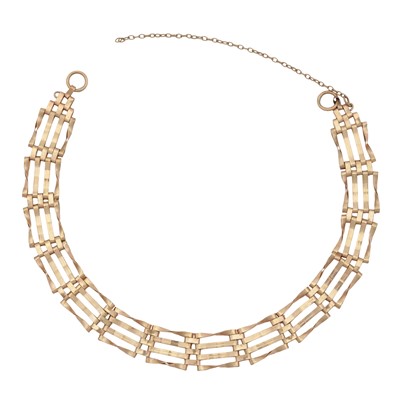 Lot 395 - A gate bracelet