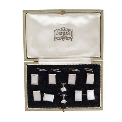 Lot 96 - A mother of pearl dress set
