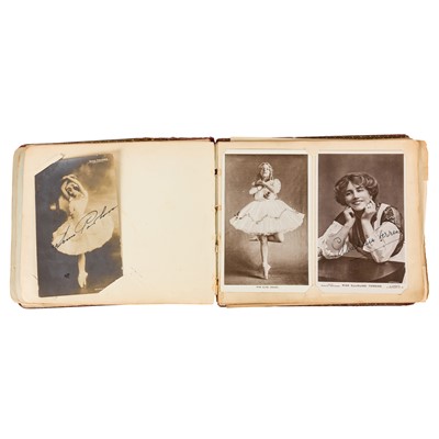 Lot 33 - Autograph Album.- Incl. Anna Pavlova