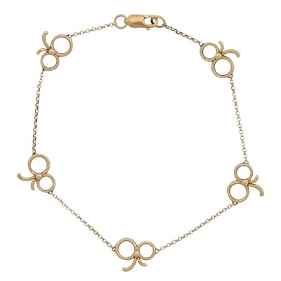 Lot 380 - A fancy link chain bracelet