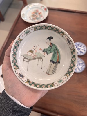 Lot 22 - A fine pair of Chinese famille-verte ‘Lady and boy’ dishes, Qing dynasty, Kangxi period