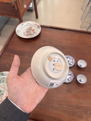 Lot 22 - A fine pair of Chinese famille-verte ‘Lady and boy’ dishes, Qing dynasty, Kangxi period