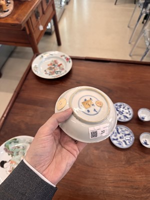 Lot 22 - A fine pair of Chinese famille-verte ‘Lady and boy’ dishes, Qing dynasty, Kangxi period