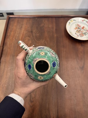 Lot 23 - A Chinese famille-verte 'floral' teapot, Qing dynasty, Kangxi period