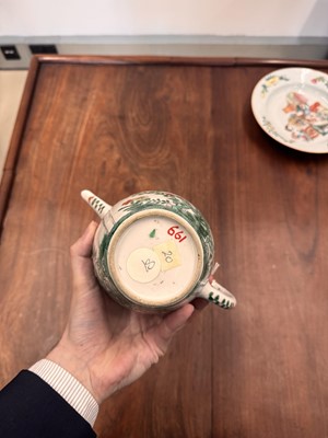 Lot 23 - A Chinese famille-verte 'floral' teapot, Qing dynasty, Kangxi period