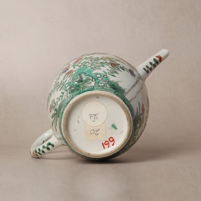 Lot 23 - A Chinese famille-verte 'floral' teapot, Qing dynasty, Kangxi period