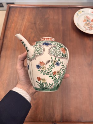 Lot 23 - A Chinese famille-verte 'floral' teapot, Qing dynasty, Kangxi period