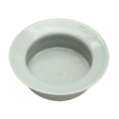 Lot 87 - A Chinese celadon-glazed washer, Qing dynasty