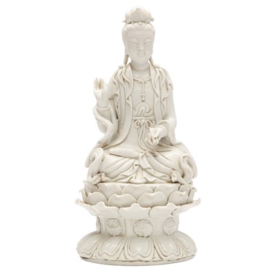 Lot 603 - A Chinese Dehua figure of Guanyin, 19th/20th century