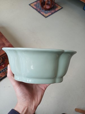 Lot 88 - A Chinese monochrome celadon-glazed washer, 20th century, Daoguang mark