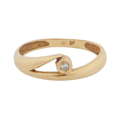 Lot 175 - A diamond single stone ring