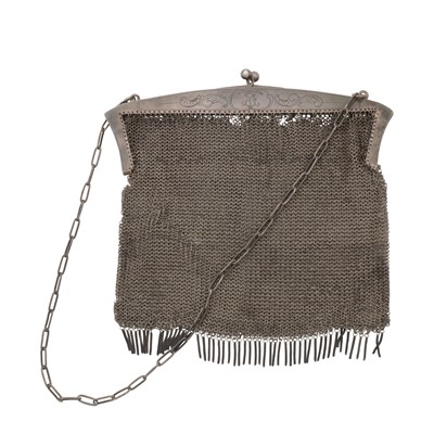 Lot 640 - An early 20th Polish 875 standard silver mesh purse, 1915-20