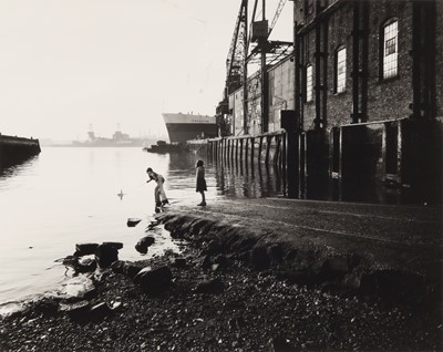 Lot 141 - Graham Smith (b.1947)