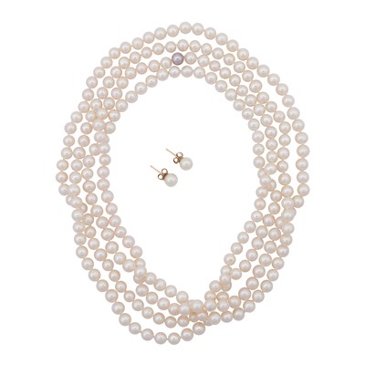 Lot 161 - A long strand pearl necklace and earrings suite