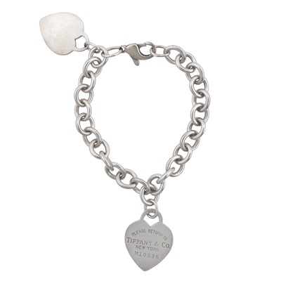 Lot 144 - Tiffany & Co Ι A 'Return to Tiffany' bracelet
