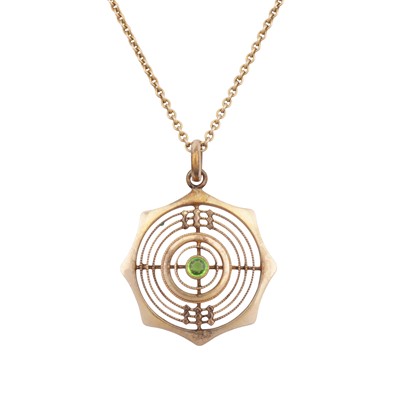Lot 208 - A peridot pendant necklace