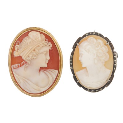 Lot 468 - Two cameo brooches / pendants