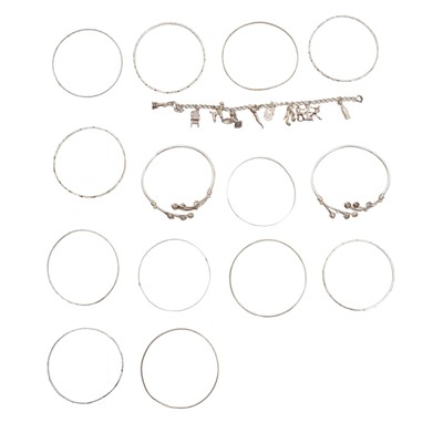 Lot 146 - A group of bracelets