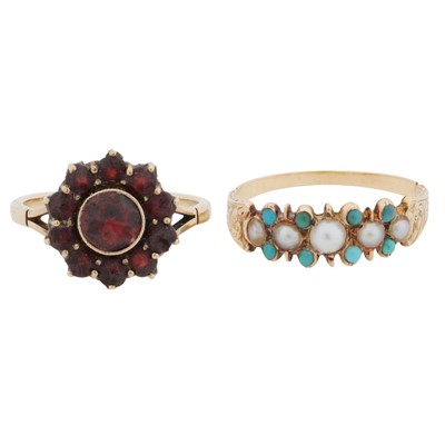 Lot 264 - Two gem-set rings