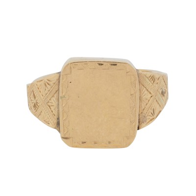 Lot 331 - A signet ring
