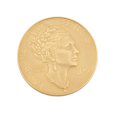 Lot 546 - Italian United Nations gold medal - 22ct gold