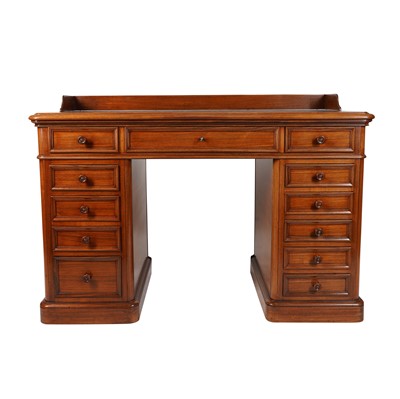 Lot 50 - A French rosewood pedestal writing desk