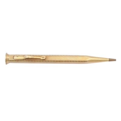 Lot 525 - A propelling pencil