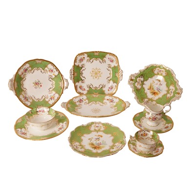 Lot 263 - An early 20th Century Coalport 'Old Coalport' pattern dessert service