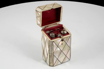 Lot 121 - Antique mother of pearl inlaid etui with lined...