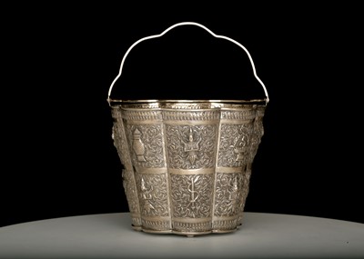 Lot 208 - Antique Chinese Export Silver ice bucket /...