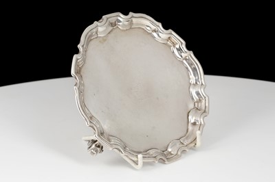 Lot 237 - Antique George II Sterling Silver waiter /...