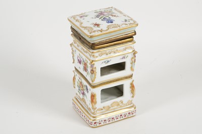 Lot 438 - A late 19th century Dresden porcelain ink...