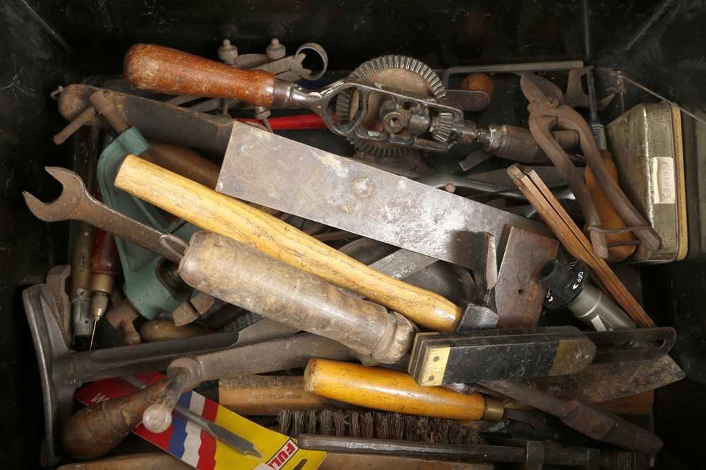 Lot 523 - 20th Century woodworking tools, saws, drills,...